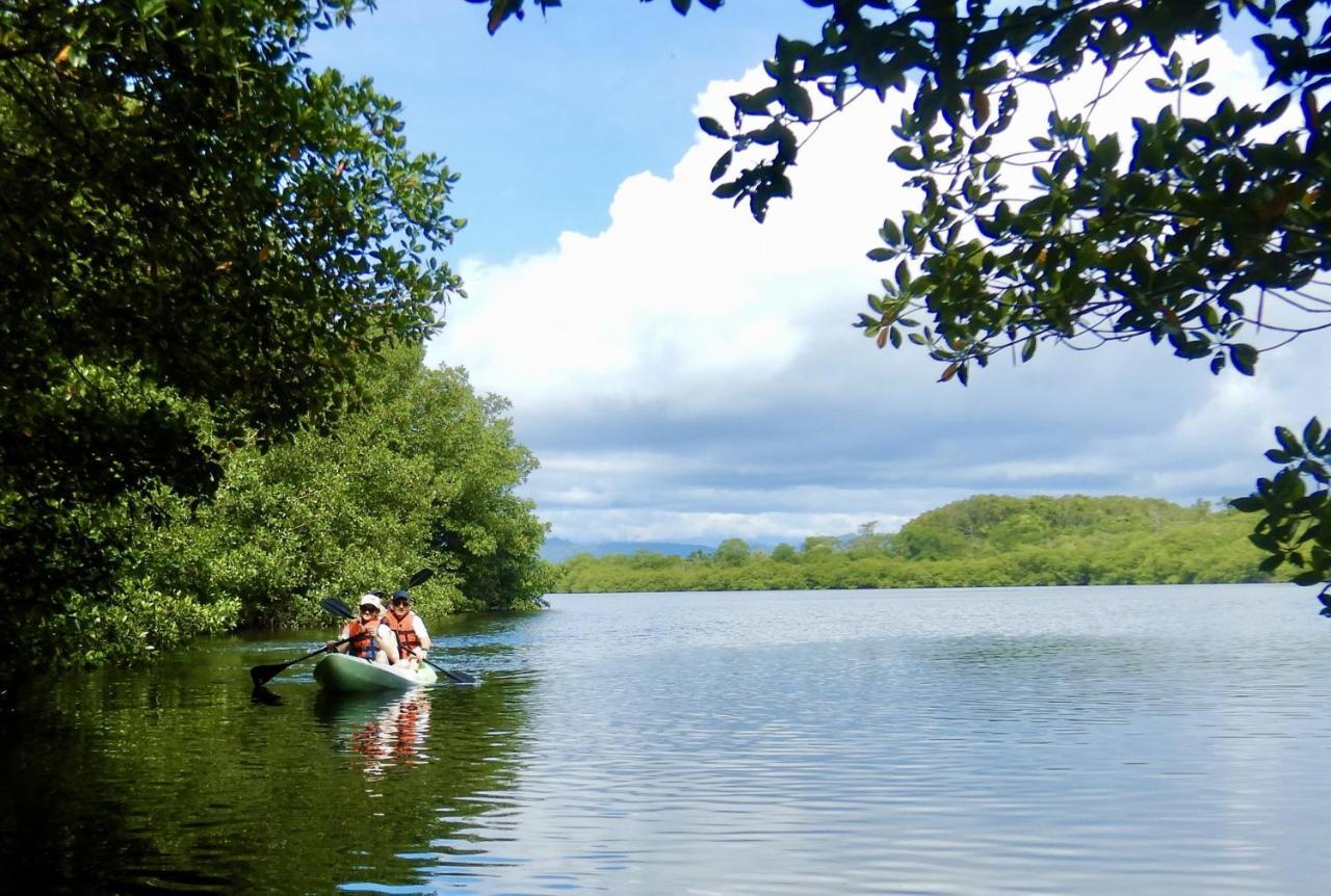 Eden Jungle Lodge Бокас-дель-Торо Экстерьер фото